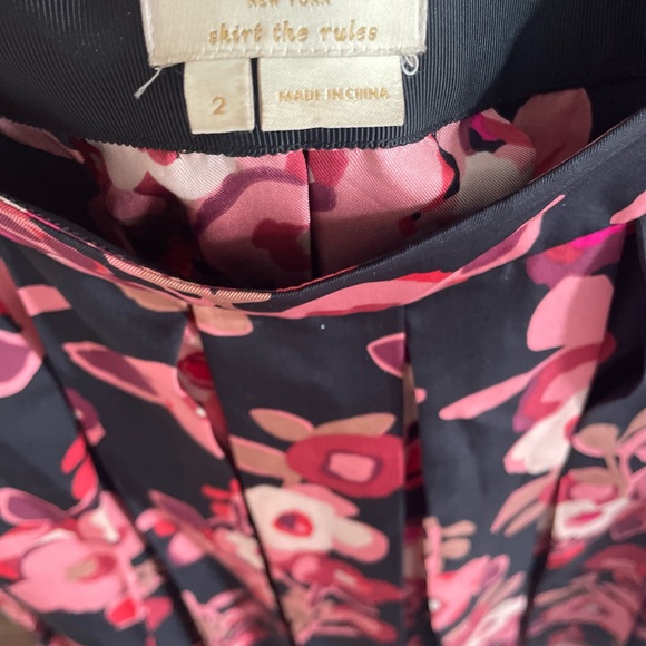 Kate Spade Floral Pleated Skirt - Picture 3 of 7